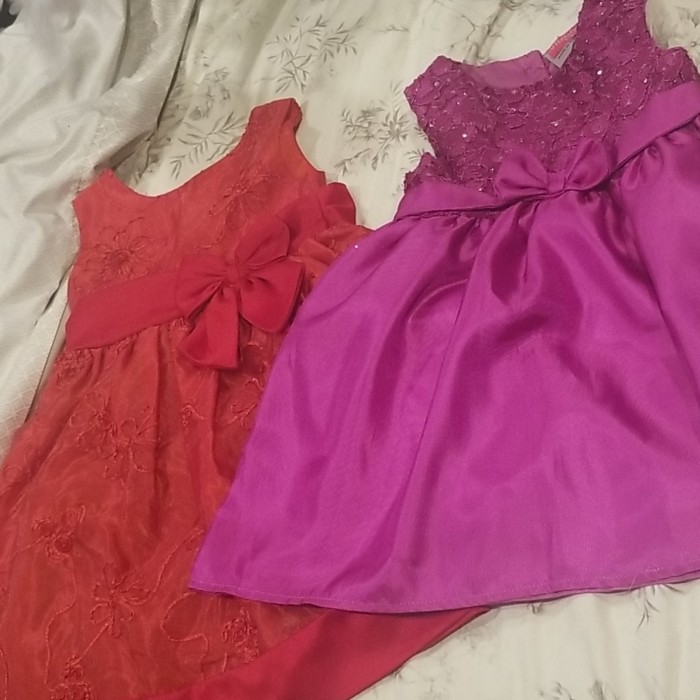 Holiday dresses size 3t